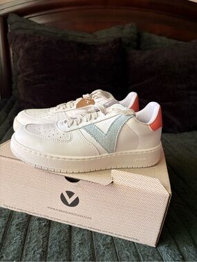 Victoria K White Leather Sneakers with Light Blue 'V' and Coral Heel Tab